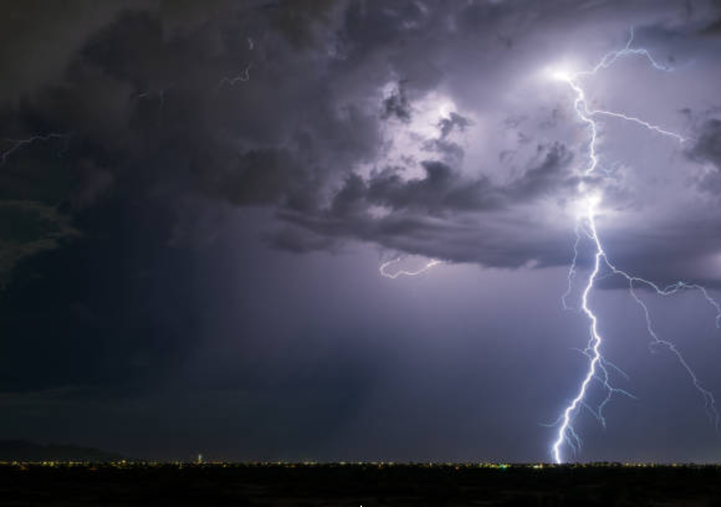 tormenta eléctrica.