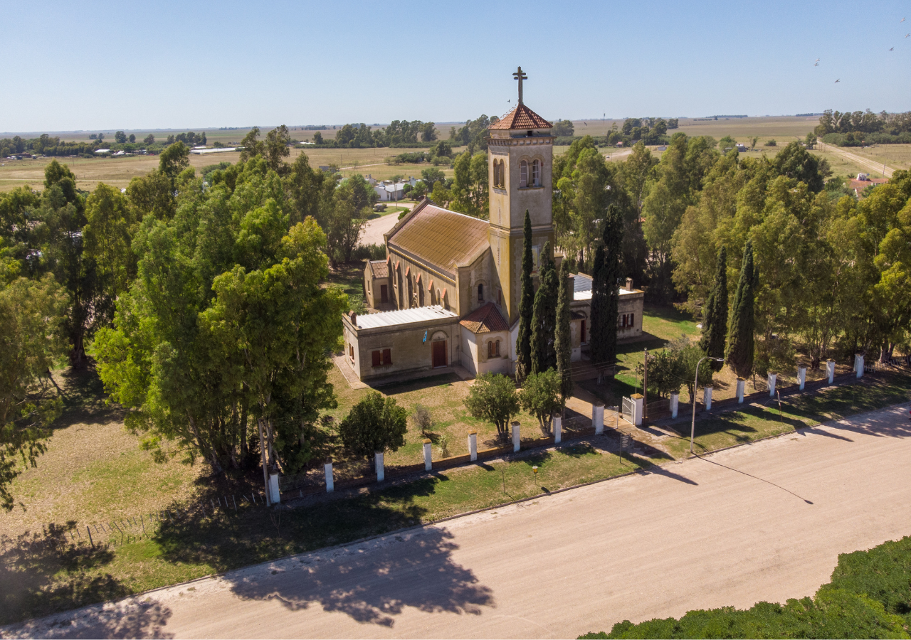 A 6 horas de CABA se encuentra Indio Rico, un pueblo rural que se caracteriza por su calma, sus arroyos y cascadas.