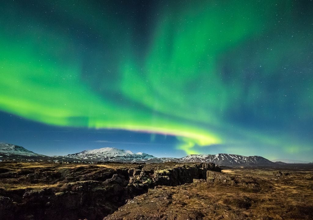 Aurora boreal sobre el Parque Nacional de Thingvellir, en Islandia.