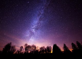 Voie lactée : qui émet ce signal radio qui intrigue les astronomes ?