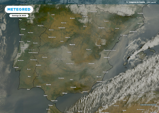 Espa&ntilde;a ha amanecido bajo una extensa nube de humo: as&iacute; evolucionan los cinco grandes incendios activos