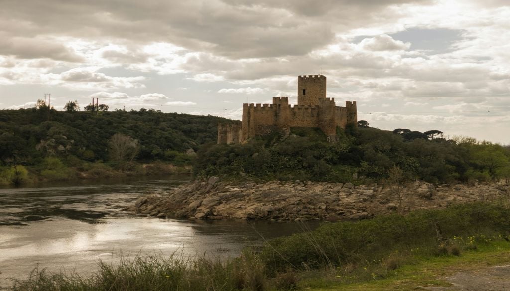 "É um dos castelos mais impressionantes do país." Foto: Unplash