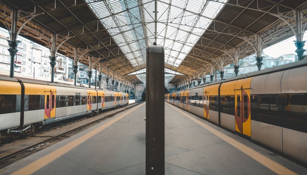 Cinco destinos perto de Lisboa para descobrir de comboio (sem precisar de carro). Foto: Pexels
