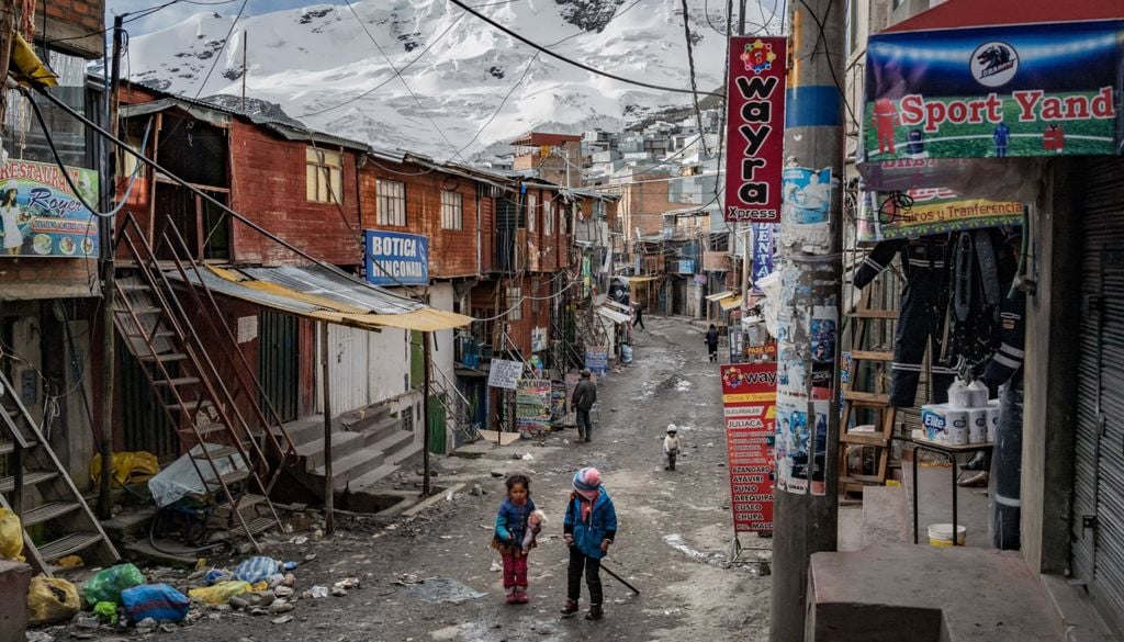 La Rinconada (Peru), considerado um dos lugares mais infernais do planeta. Crédito: Divulgação.