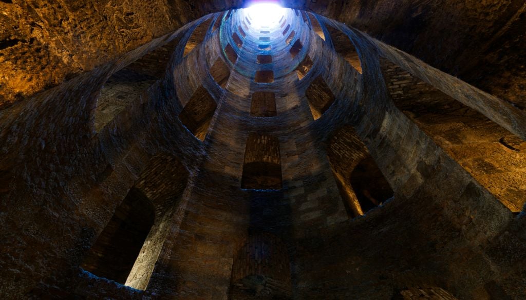 Pozzo di San Patrizio O Pozzo di San Patrizio merece uma visita. Foto: Unsplash