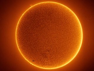 Esta foto increíble esconde un gran e inusual mínimo solar