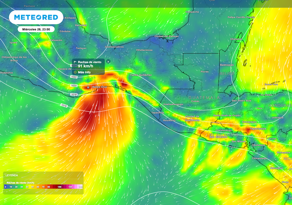 Los vientos más fuertes, son las rachas de 90 a 100 km/h que se registran en el Istmo y Golfo de Tehuantepec que contempla a los estados de Oaxaca y Chiapas.