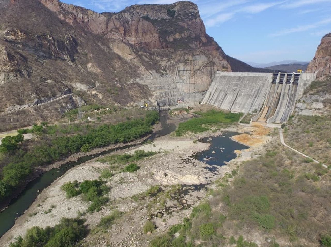 En Sinaloa, con la presencia de lluvias en la parte alta de la cuenca, comenzó el aporte de los tributarios hacia las presas. Cortesía: Luz Noticias