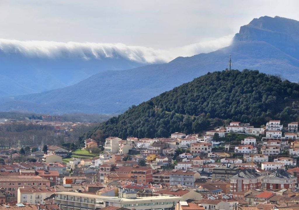 Niebla rebosante en el sistema Transversal (Girona) / Foto: Melcior Badosa