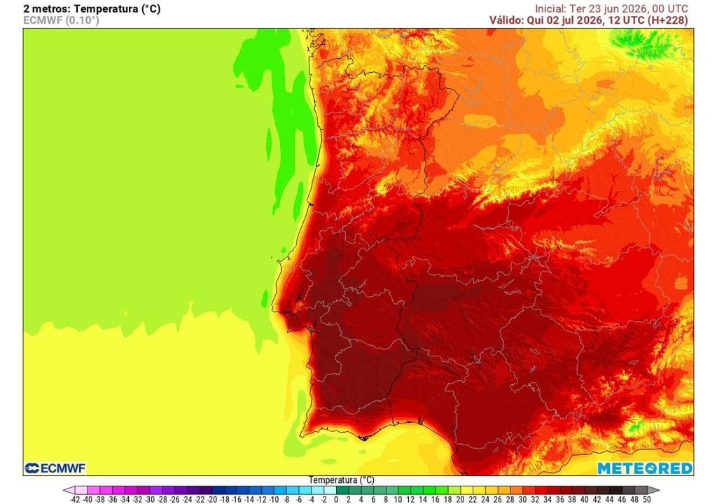 Temperatura O início de julho poderá ser marcado por tempo seco e quente em grande parte do território continental, com as temperaturas mais elevadas previstas para o interior do Centro e Sul.