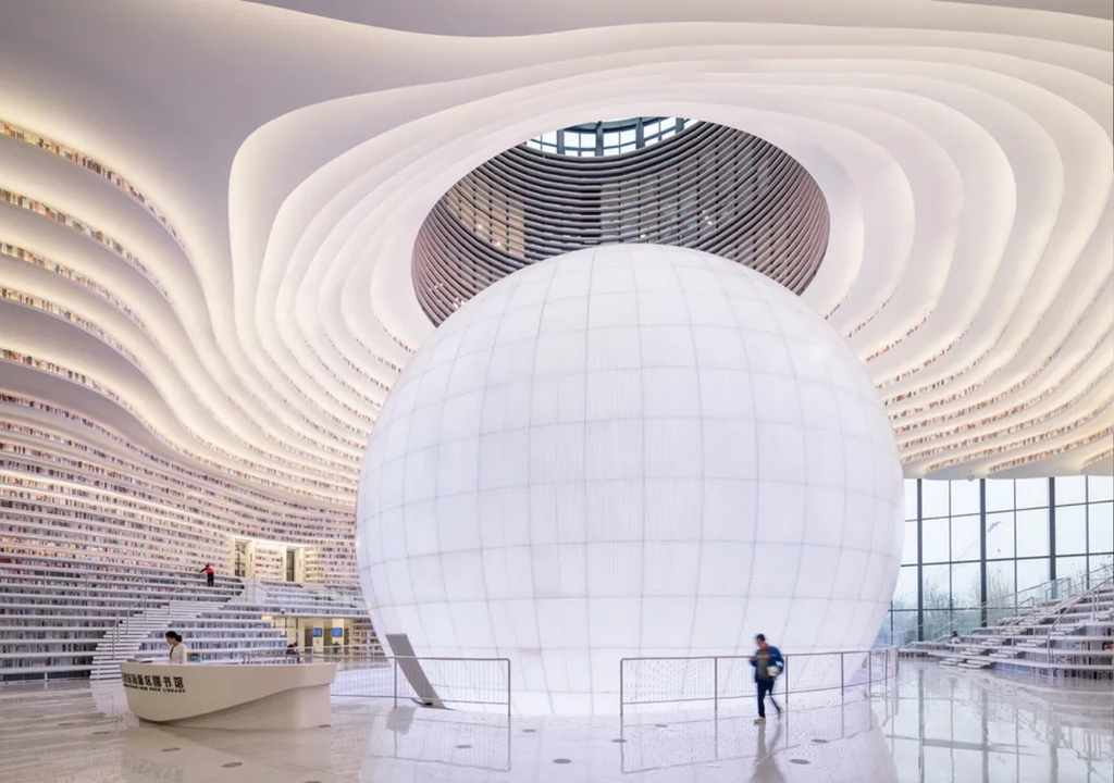 El auditorio esférico de la Biblioteca Tianjin Binhai . El auditorio esférico de la Biblioteca Tianjin Binhai .