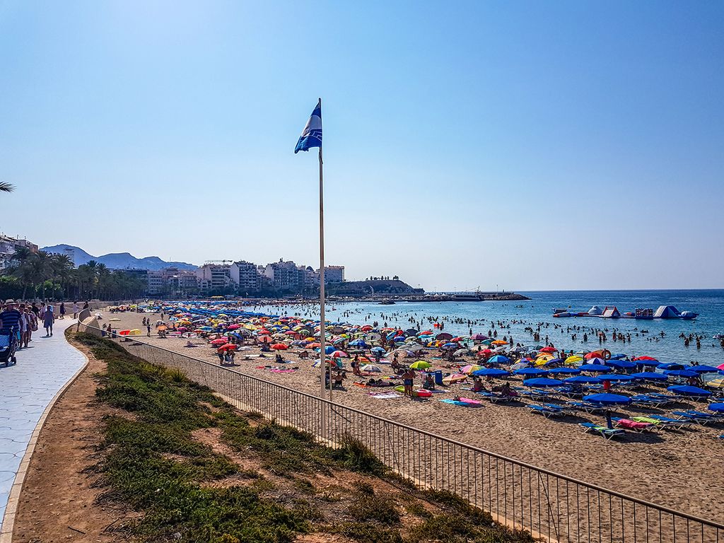 Estas Son Las Playas Españolas Con Bandera Azul En 2023 Por Comunidad ...