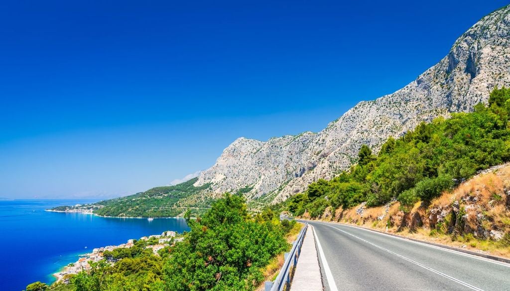 Strade costiere Un tratto della Strada Maestra Adriatica, in Croazia