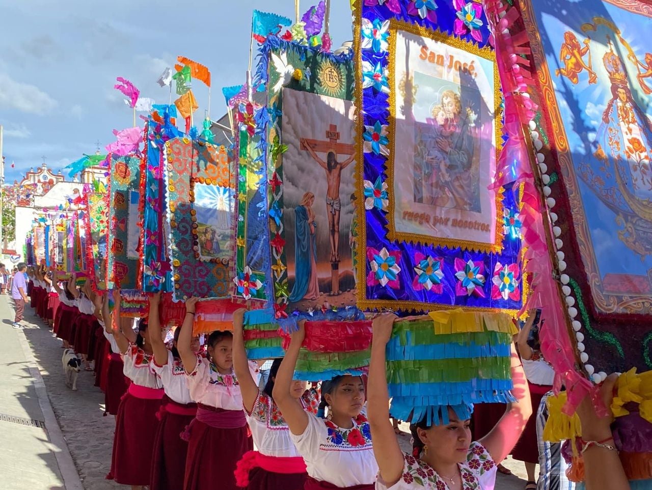 Pintoresco lugar de arraigadas costumbres y tradiciones. Imagen tomada de Teotitlán del Valle