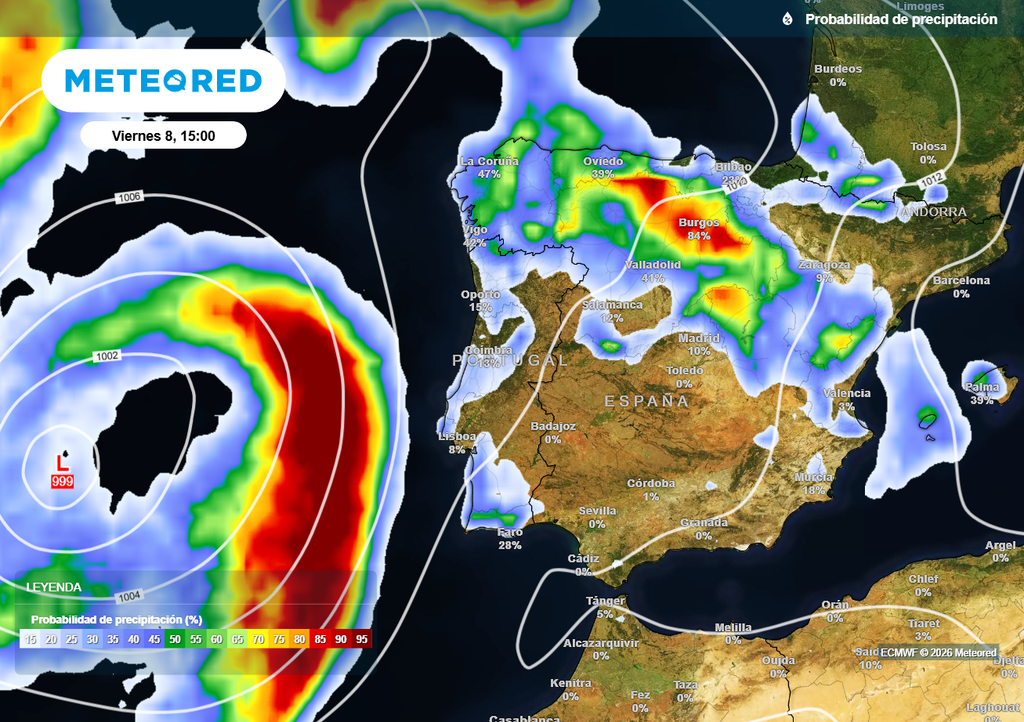 Mañana la borrasca se situará frente a las costas del oeste peninsular y dejará las primeras lluvias y tormentas en el norte.