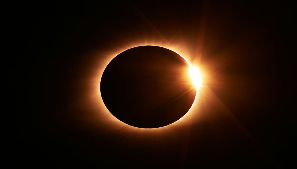Eclipse Só há um lugar em Portugal onde o Sol vai desaparecer por completo. Saiba qual é. Foto: Unsplash