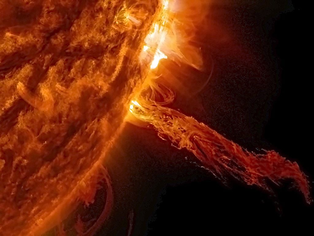 Estornudos solares -que 'apagarían' la Tierra-