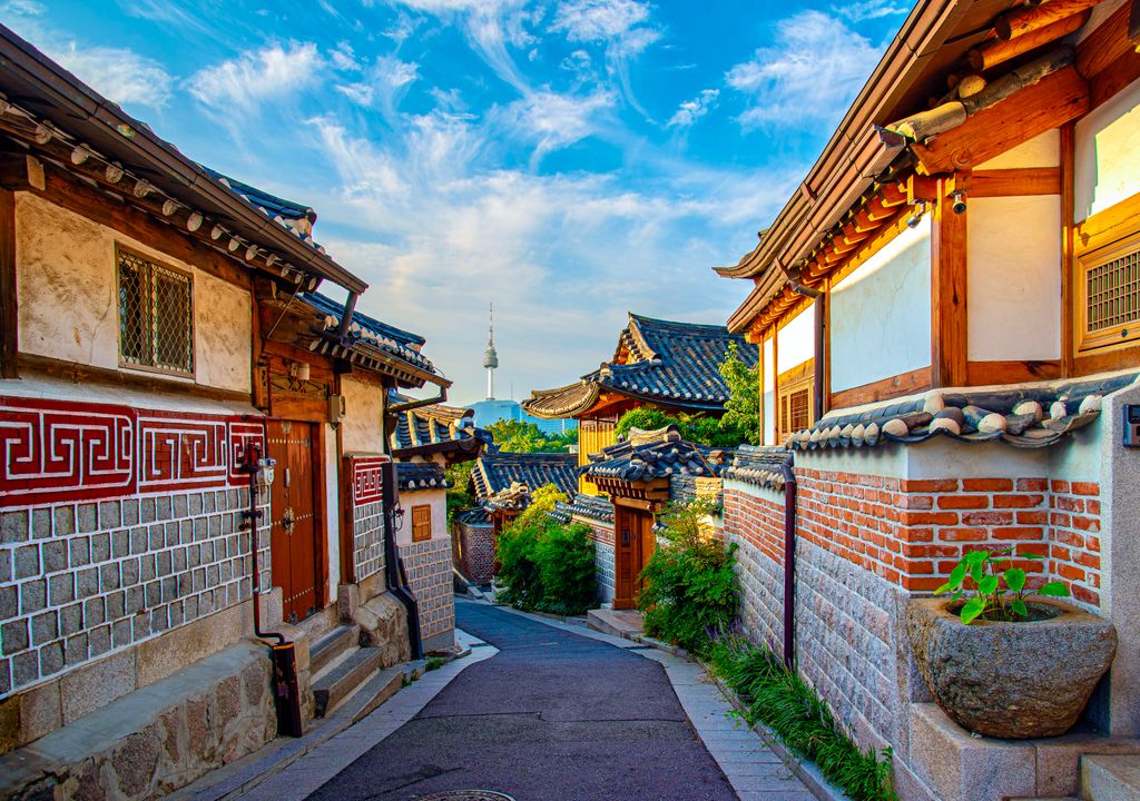 Aldea de Bukchon, Seúl, Corea del Sur. Aldea de Bukchon, Seúl, Corea del Sur.