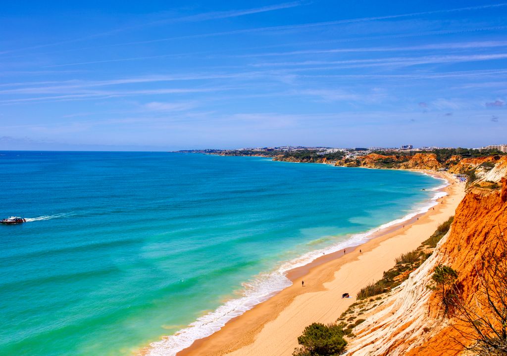 Playa de Falésia, El Algarve, Portugal. Playa de Falésia, El Algarve, Portugal.