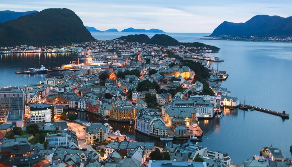 Per la prima volta, la Norvegia si posiziona al primo posto della classifica dei paesi più ricchi del mondo.