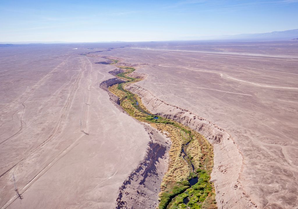 Río Loa, el río más largo de Chile. Río Loa, el río más largo de Chile.