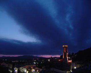 Estratos en una puesta de sol