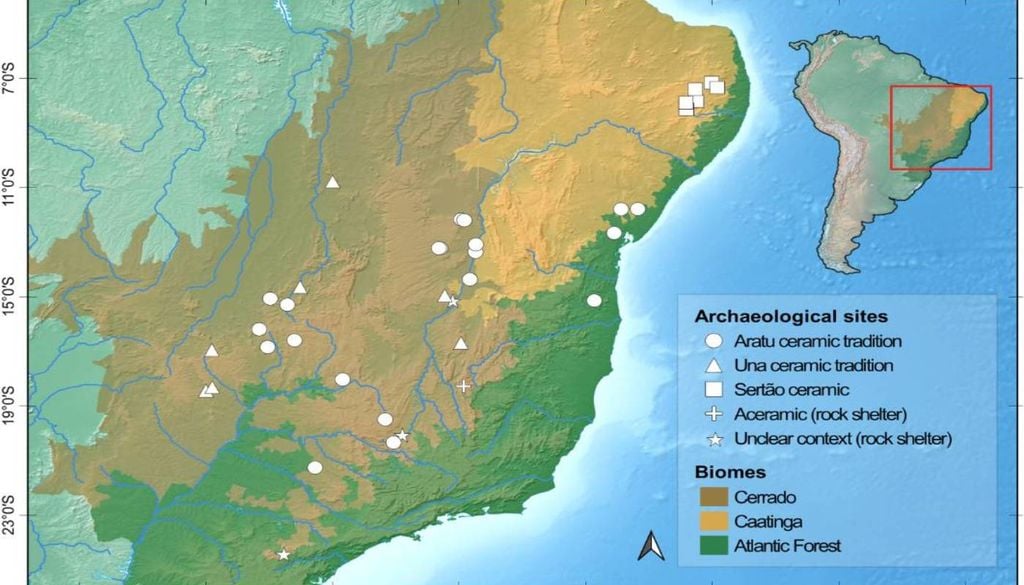 Localização da área de estudo, dos biomas e dos sítios arqueológicos analisados. Fonte: Chim, et al. (2026).