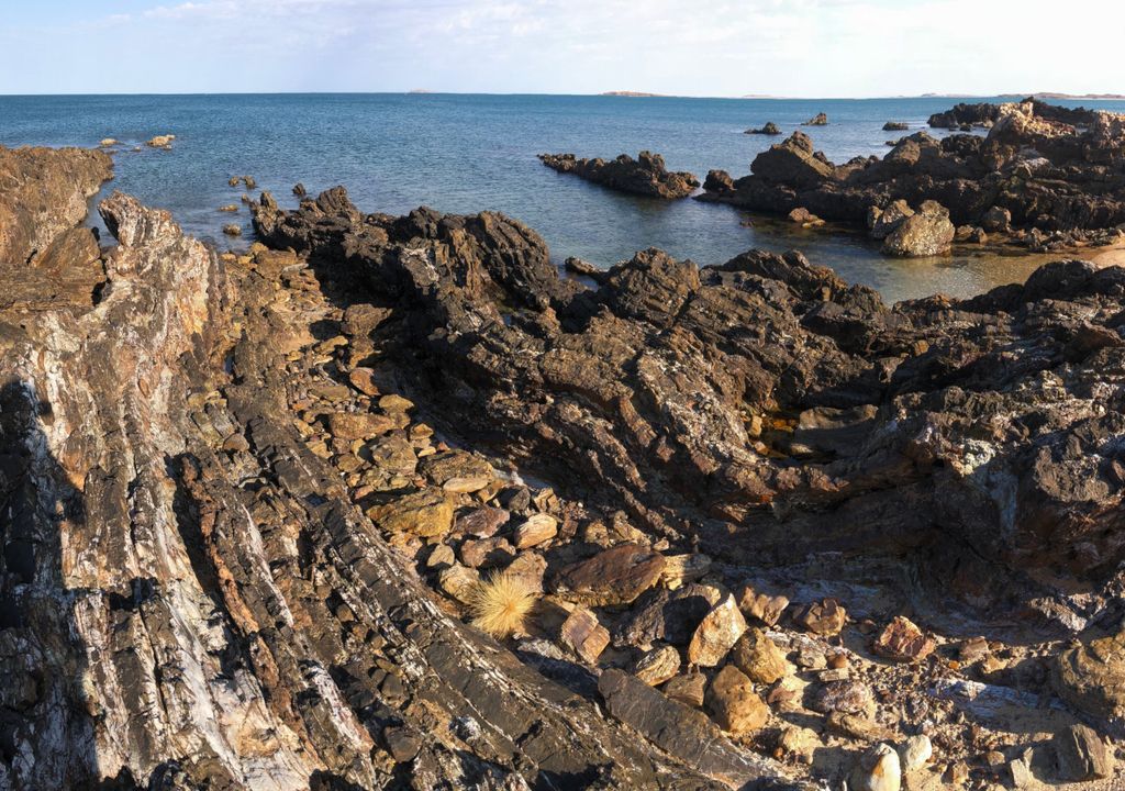 El Pilbara Craton en Australia Occidental, donde se tomaron muestras de la corteza arcaica más intacta del planeta utilizada en el estudio.  (Imagen: Steve B. Freo)