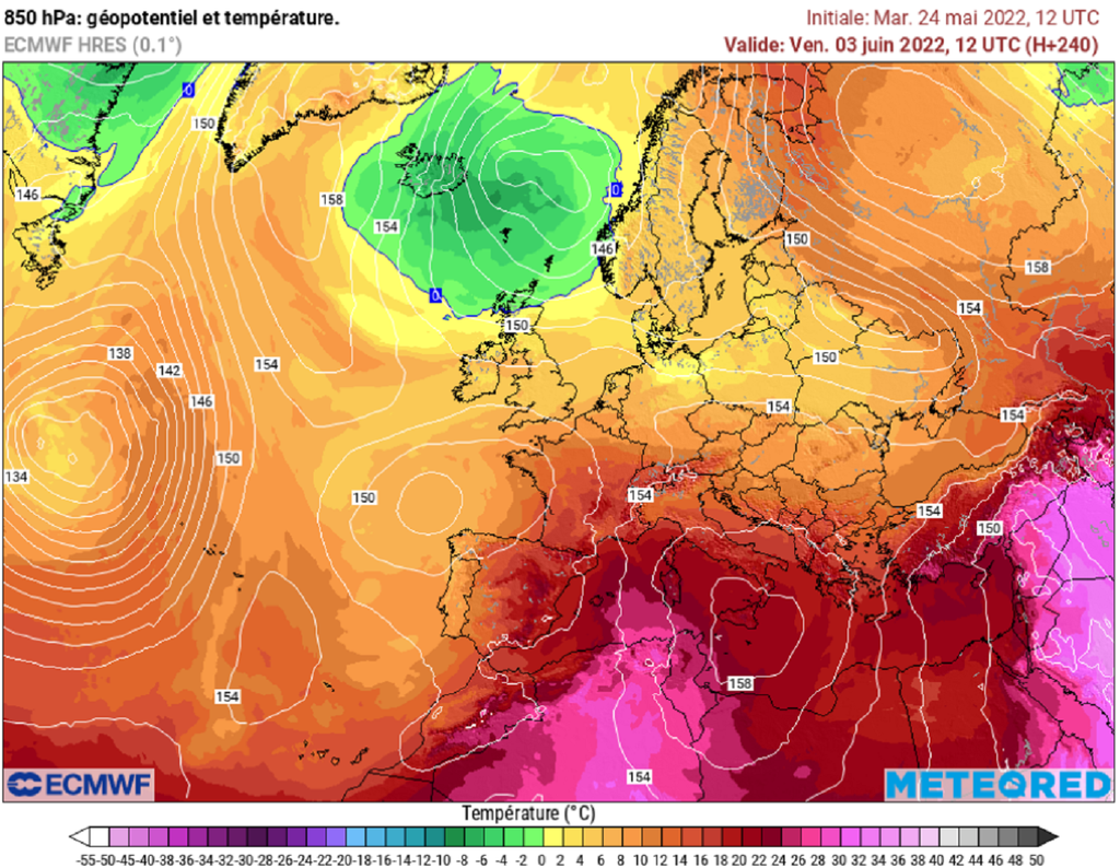 Sous l'effet d'un puissant anticyclone, le mois de juin pourrait bien démarrer avec un temps très chaud sur tout le pays. Sous l'effet d'un puissant anticyclone, le mois de juin pourrait bien démarrer avec un temps très chaud sur tout le pays.