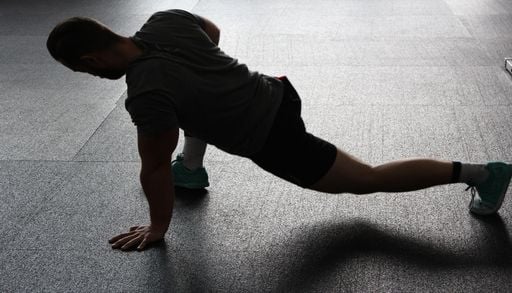 Non, les &eacute;tirements ne sont pas forc&eacute;ment efficaces contre les courbatures, selon les scientifiques