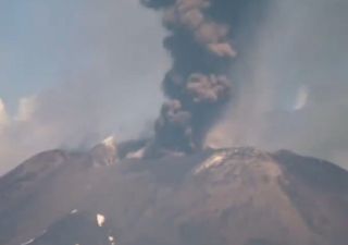 Etna in eruzione, ecco i video del 19 aprile