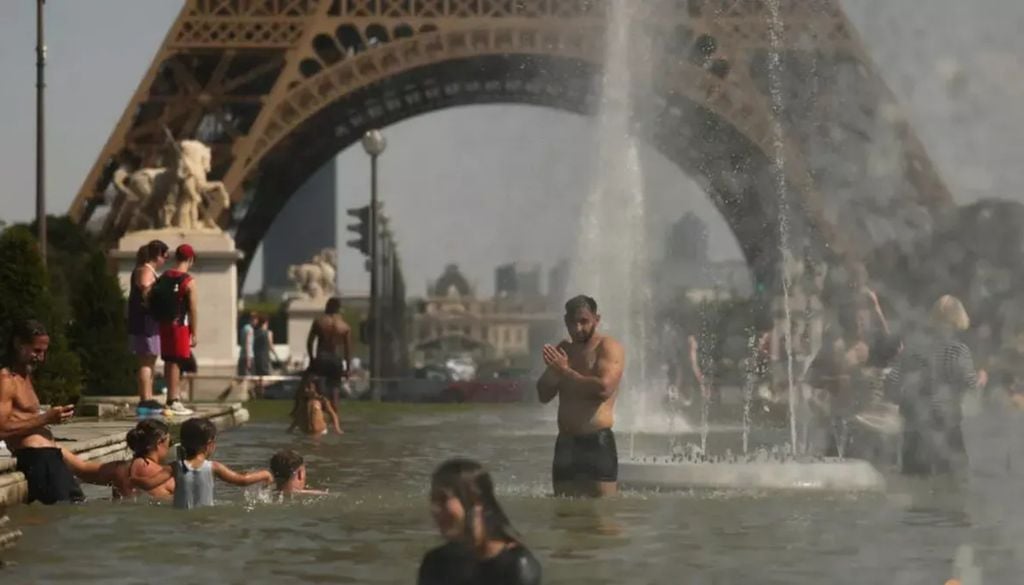 En Francia, al menos 74 personas murieron ahogadas desde el inicio de la ola de calor.
