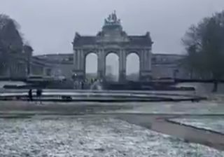 In Europa torna l'inverno, i video della neve