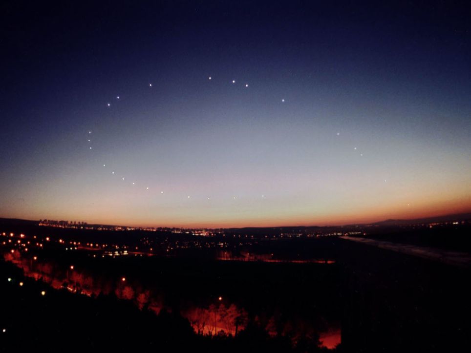Eventos astronómicos de junio 2025: el mes de Venus, fresas, solsticios y cielos estrellados. Noticias en tiempo real