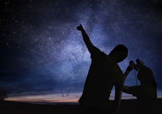 Conjunciones, luz zodiacal, un cometa y la última superluna del 2023: ¿qué más se podrá ver en los cielos de septiembre?