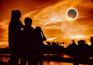 Eventos astronómicos en octubre 2023: ¡desde conjunciones hasta un eclipse anular de Sol!