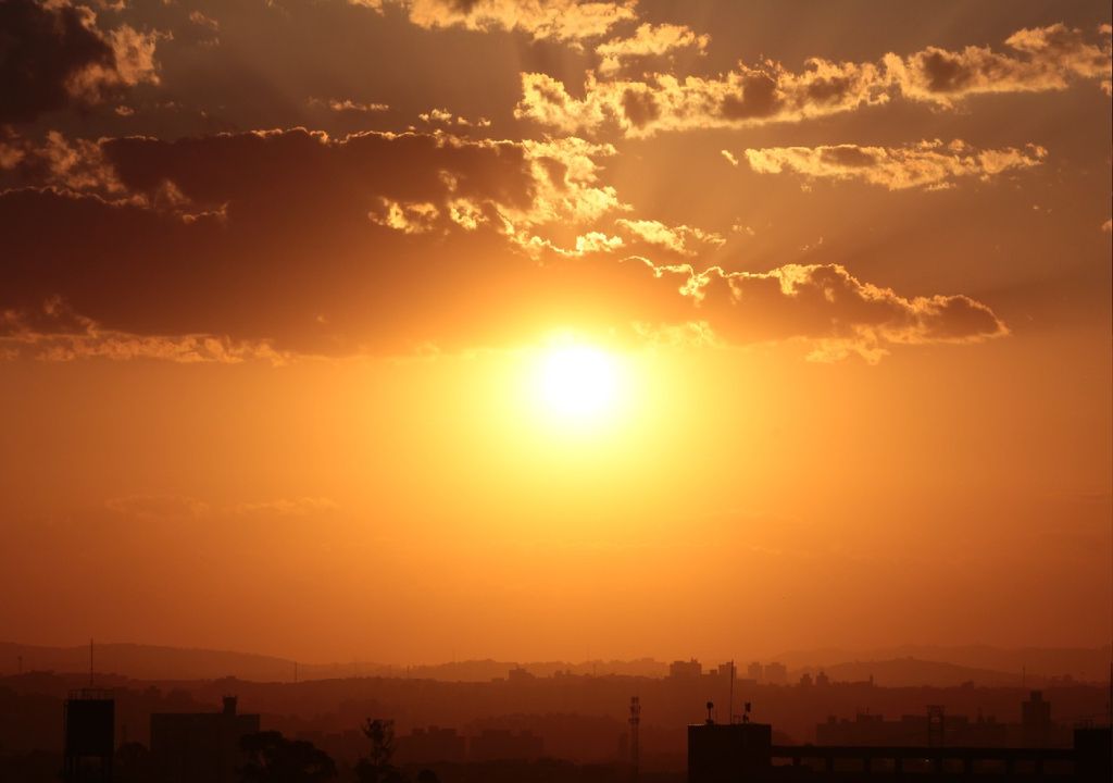 Calor 2025 foi o terceiro ano mais quente no mundo e na Europa.