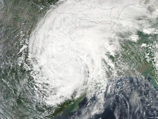 Éxito del Departamento de Meteorología hindú, IMD, frente a Phailin
