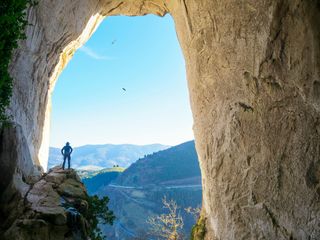 Esta impresionante cueva del País Vasco es un formidable balcón natural, te contamos cómo llegar