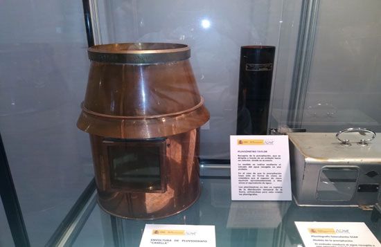 Exposición "la Observación Meteorológica En Aemet, Pasado Y Presente" Exposición "la Observación Meteorológica En Aemet, Pasado Y Presente"