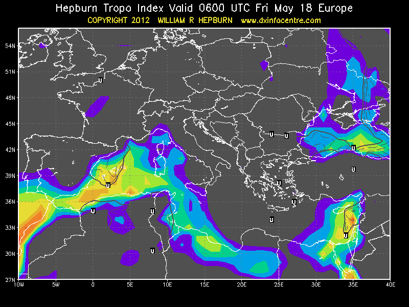 Condiciones previstas de "ducting" troposférico para el 18 de mayo de 2012 a las 06 UTC. Las zonas de ducting están asociadas a colores cáidos (rojos y amarillos), "U" zonas potenciales de inestabilidad. Fuente: dxinfocentre.com