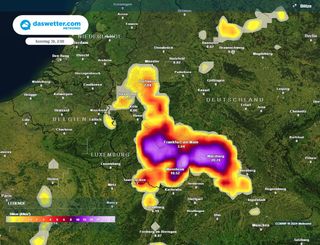 Extreme Unwetter am Wochenende in Deutschland: Der Deutsche Wetterdienst warnt vor Gewittern, Tornados und Starkregen!