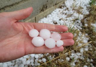 Extreme Unwetter mit großem Hagel und Tornados stehen bevor!