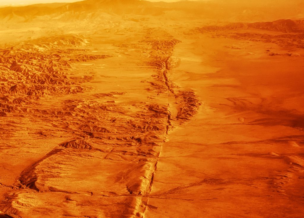 La faille de San Andreas s'étend sur plus de 1200 kilomètres à travers la Californie ! De nombreuses villes sont menacées par le "Big One" !