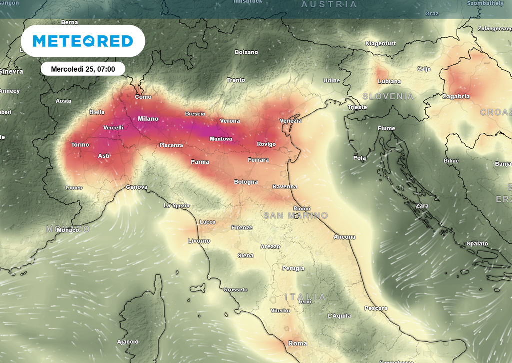 L'altra faccia della medaglia di un anticiclone in questo periodo è che, se da un lato porta il caldo in quota e solle aree costiere, dall'altro favorisce il ristagno di umidità e di inquinanti nelle pianure interne e nel grande catino padano.