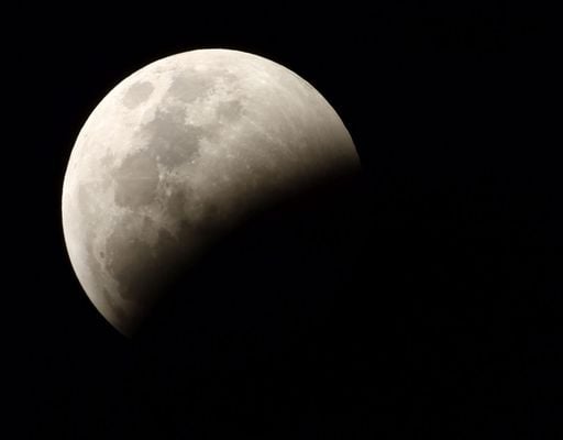 Fast-Blutmond am Freitag! Seltene Mondfinsternis &uuml;ber Deutschland &ndash; &bdquo;Wer zu lange schl&auml;ft, hat Pech"