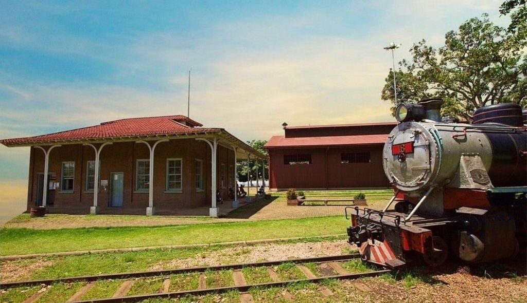 Proposta reconhece a Ferrovia da floresta Madeira-Mamoré como um patrimônio de valor universal excepcional. Foto: Secom Porto Velho ... - Veja mais em https://portalamazonia.com/cultura/ferrovia-da-floresta-unesco/ Proposta reconhece a Ferrovia da floresta Madeira-Mamoré como um patrimônio de valor universal excepcional. Crédito: Secom Porto Velho