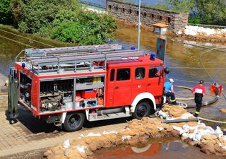 Feuerwehr kämpft gegen Hochwasser und Waldbrände – Das neue Normal in Deutschland! Eigenverantwortung ist jetzt gefragt