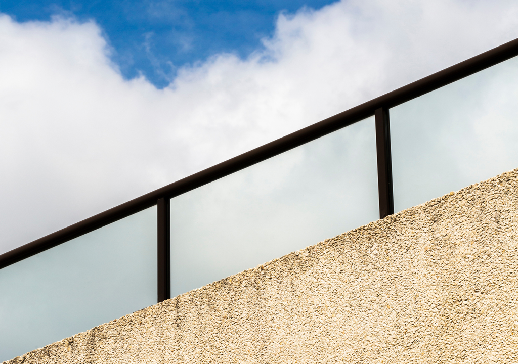 La revisión periódica es clave para detectar fallas y actuar a tiempo, evitando daños mayores.