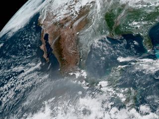 Fin de semana con calor y lluvias dispersas